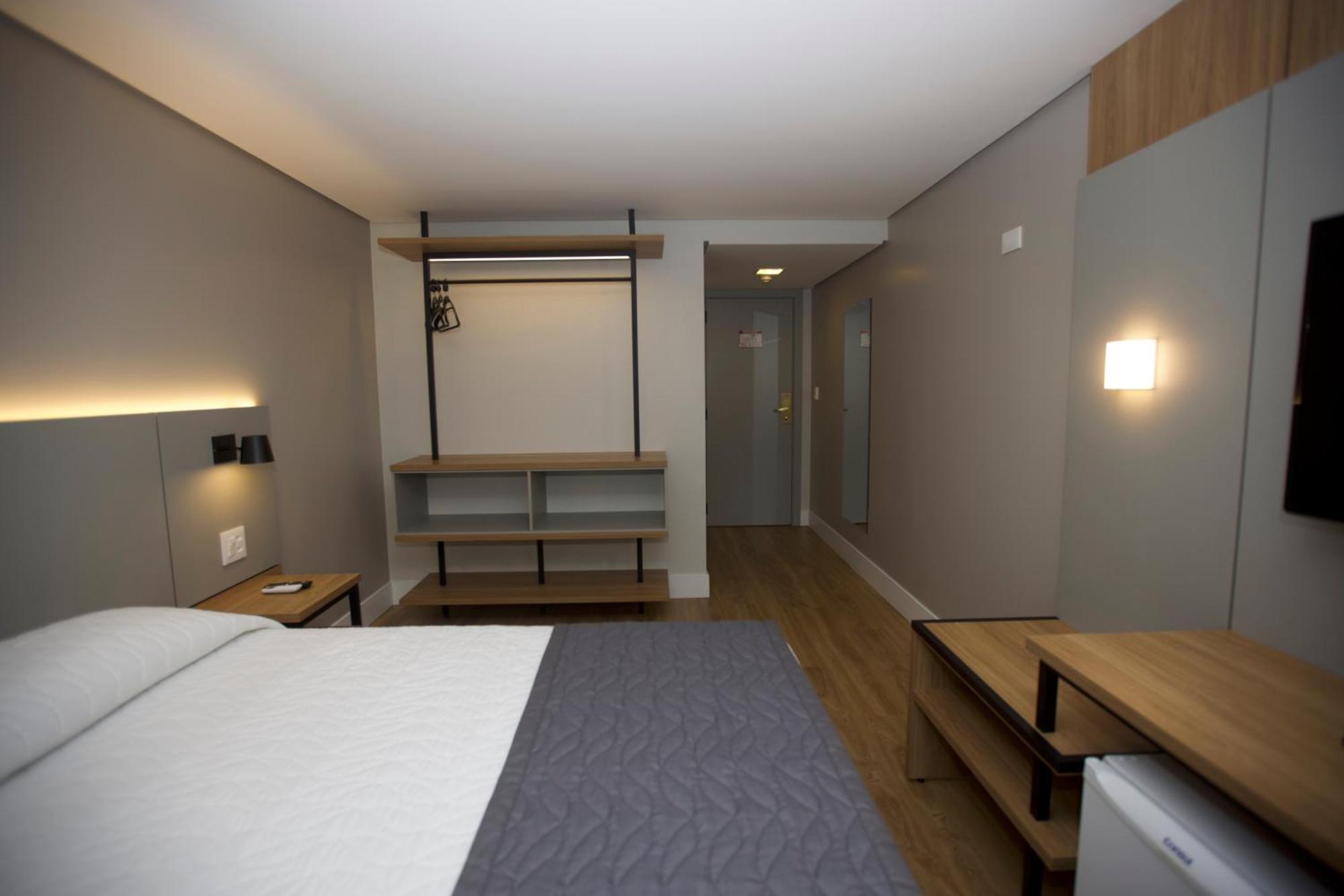 Mogano Business Hotel- Eletroposto Chapeco Exterior photo