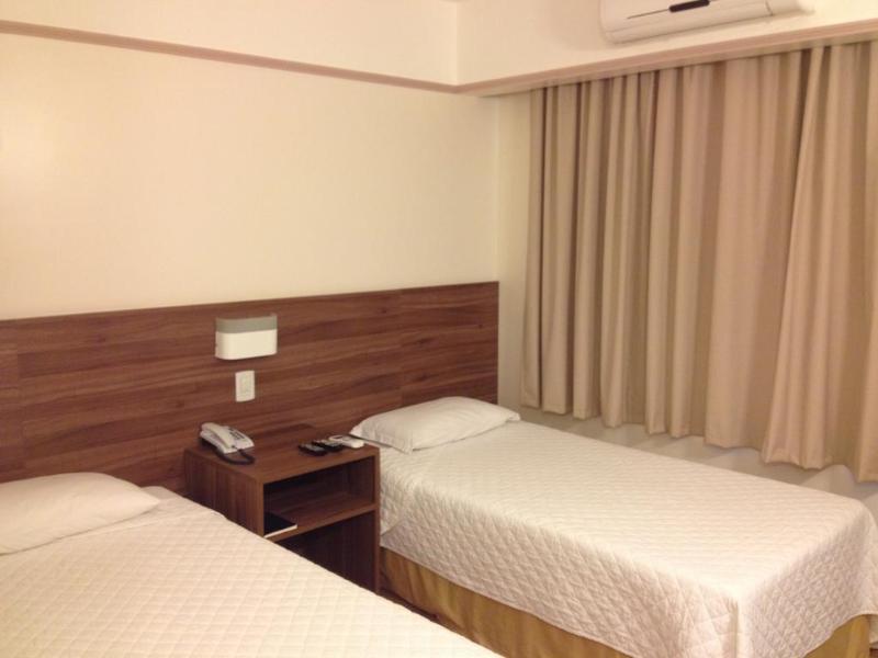 Mogano Business Hotel- Eletroposto Chapeco Exterior photo